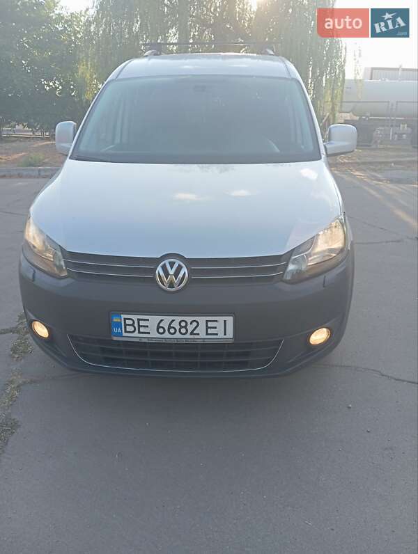 Мінівен Volkswagen Caddy 2013 в Херсоні
