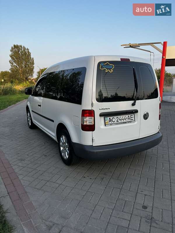 Мінівен Volkswagen Caddy 2006 в Нововолинську