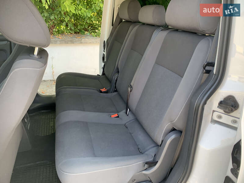 Минивэн Volkswagen Caddy 2014 в Сваляве