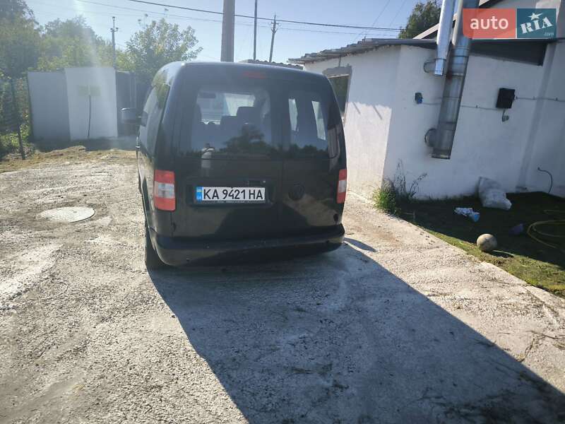 Минивэн Volkswagen Caddy 2006 в Киеве