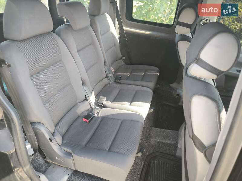 Минивэн Volkswagen Caddy 2006 в Киеве