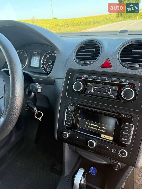 Минивэн Volkswagen Caddy 2010 в Ровно