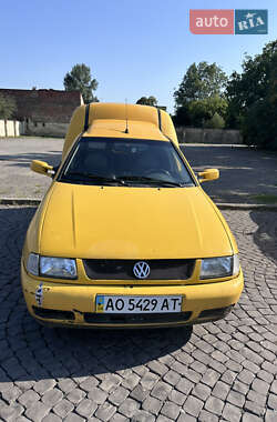 Вантажний фургон Volkswagen Caddy 1998 в Мукачевому