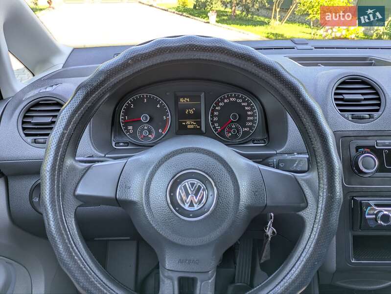 Минивэн Volkswagen Caddy 2011 в Косове