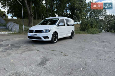 Минивэн Volkswagen Caddy 2016 в Киеве