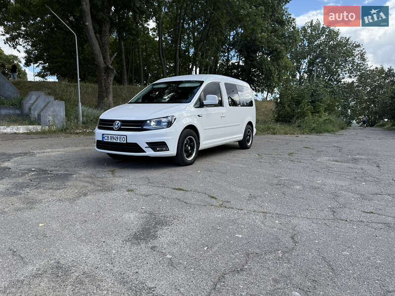 Минивэн Volkswagen Caddy 2016 в Киеве