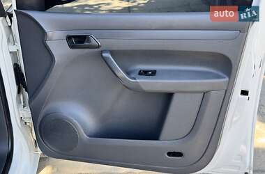 Грузовой фургон Volkswagen Caddy 2013 в 