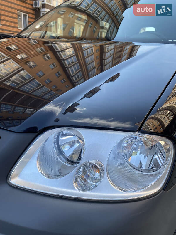 Минивэн Volkswagen Caddy 2010 в Житомире