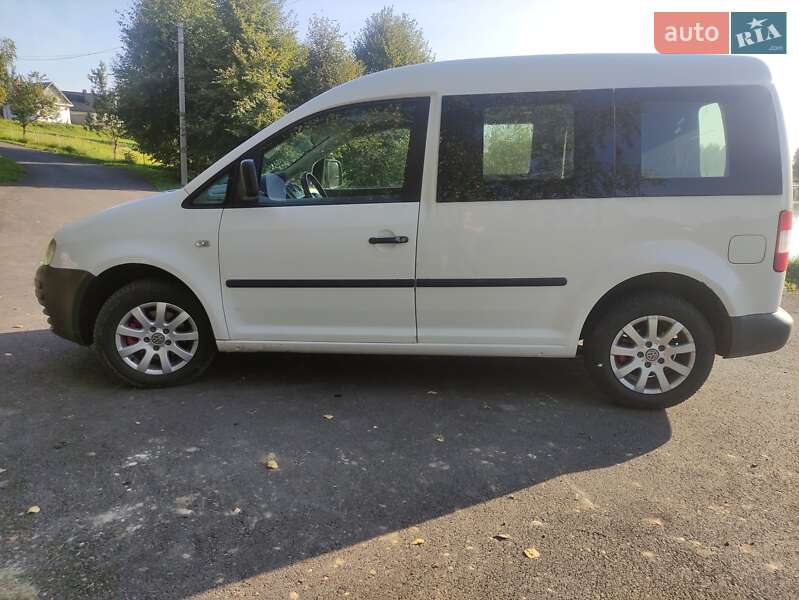 Минивэн Volkswagen Caddy 2009 в Ровно