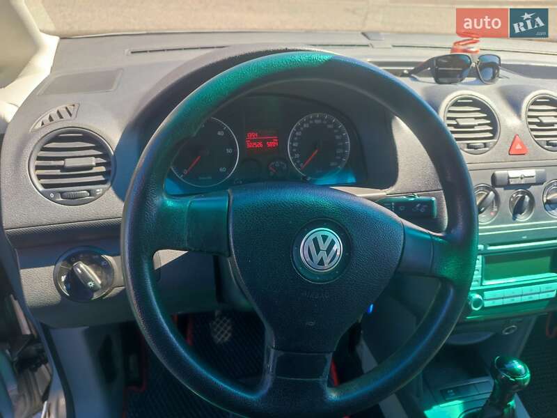 Мінівен Volkswagen Caddy 2008 в Білгороді-Дністровському