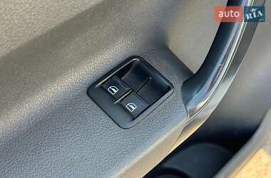 Минивэн Volkswagen Caddy 2012 в 
