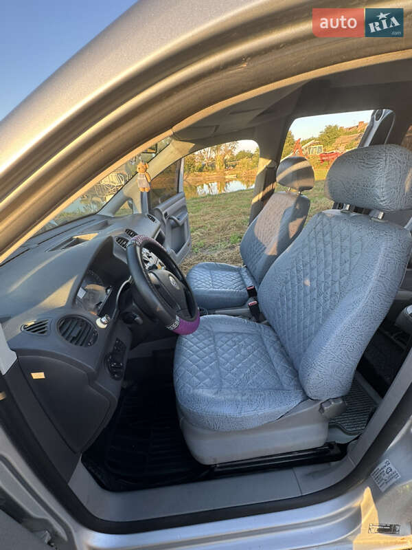Мінівен Volkswagen Caddy 2010 в Сумах фото 3 Мінівен Volkswagen Caddy 2010 в Сумах
