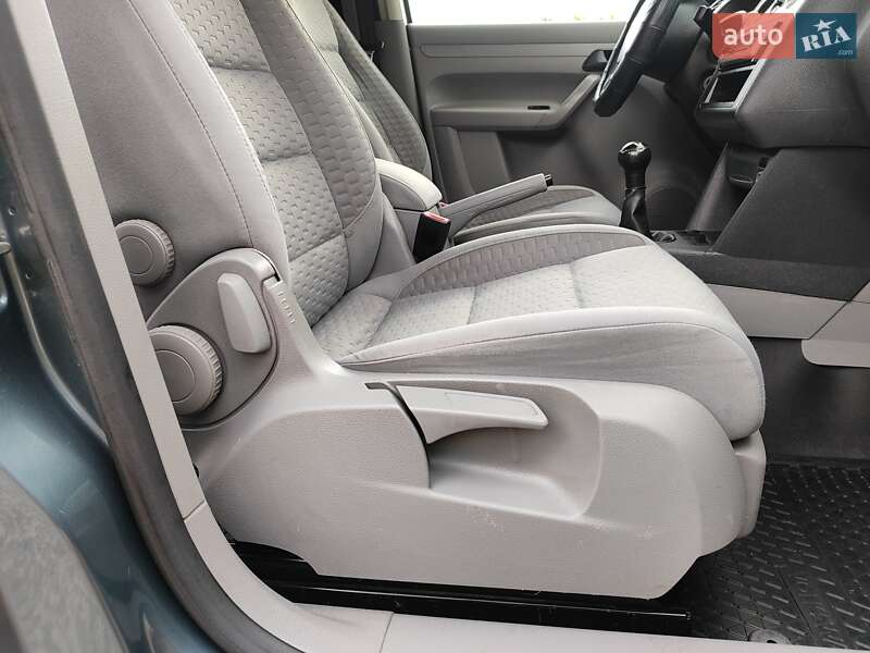 Минивэн Volkswagen Caddy 2008 в Трускавце