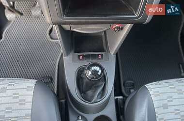 Грузопассажирский фургон Volkswagen Caddy 2012 в 