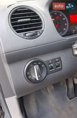 Минивэн Volkswagen Caddy 2007 в 