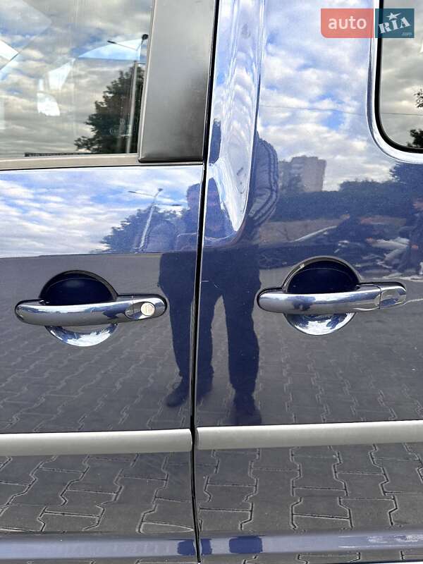 Мінівен Volkswagen Caddy 2013 в Вінниці