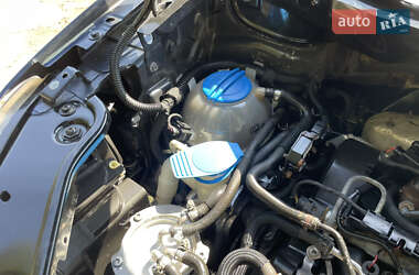 Грузопассажирский фургон Volkswagen Caddy 2012 в 