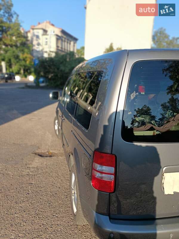 Минивэн Volkswagen Caddy 2015 в Харькове