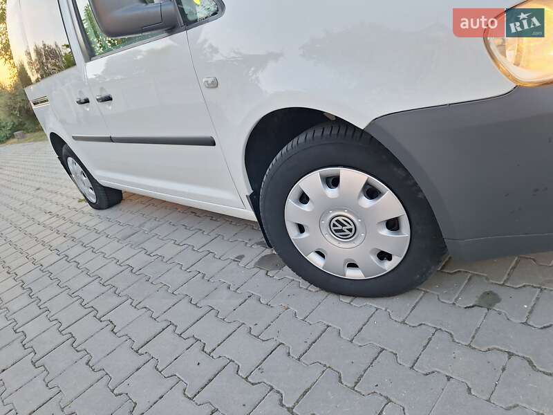 Минивэн Volkswagen Caddy 2007 в Черновцах