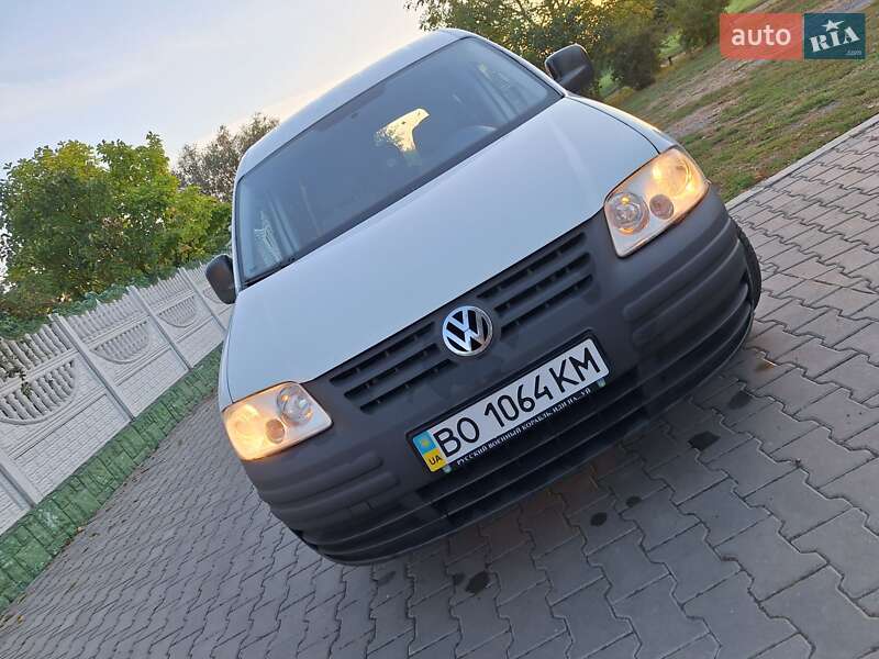 Минивэн Volkswagen Caddy 2007 в Черновцах
