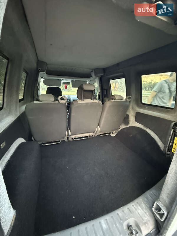 Минивэн Volkswagen Caddy 2007 в Коростене
