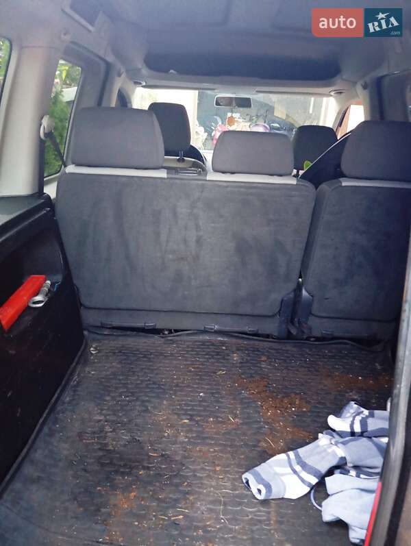 Минивэн Volkswagen Caddy 2011 в Чернигове
