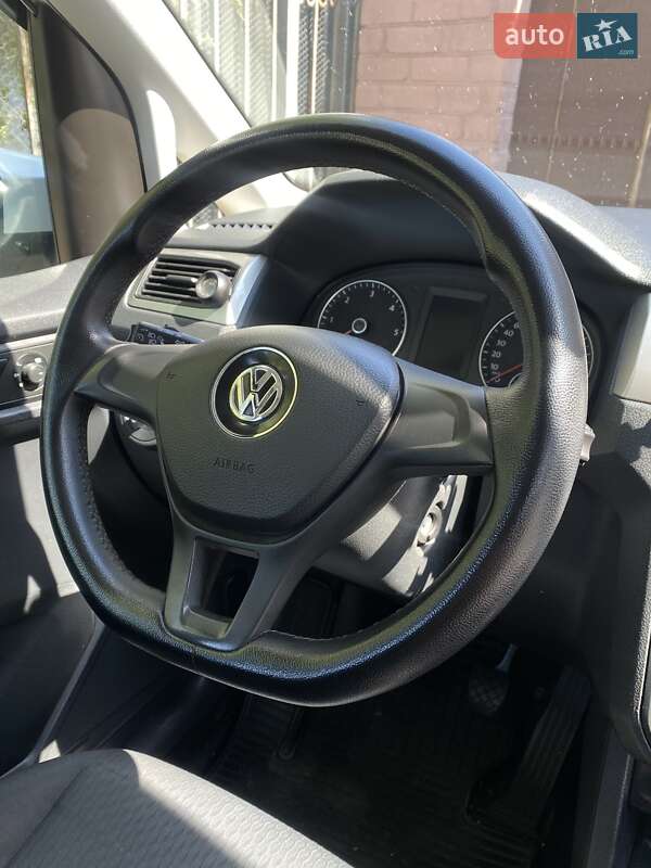 Мінівен Volkswagen Caddy 2015 в Миколаєві
