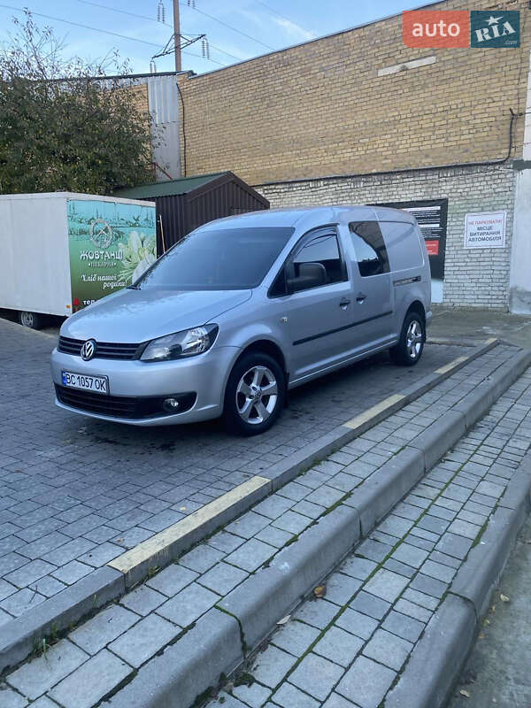 Грузопассажирский фургон Volkswagen Caddy 2012 в 