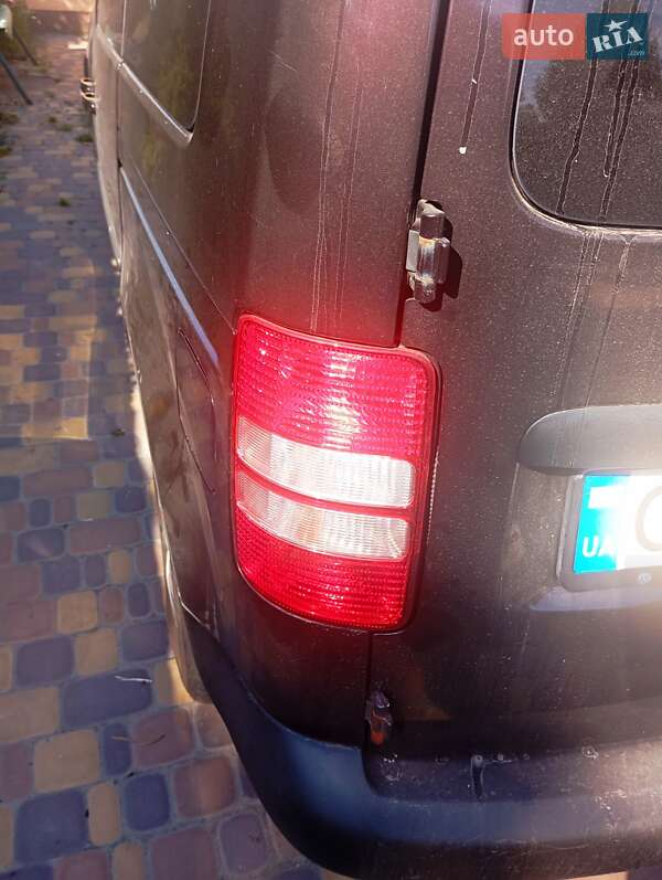 Минивэн Volkswagen Caddy 2011 в Чернигове