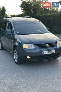 Минивэн Volkswagen Caddy 2010 в 