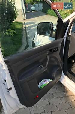 Минивэн Volkswagen Caddy 2013 в 