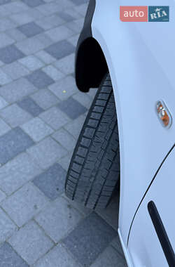 Грузовой фургон Volkswagen Caddy 2013 в 