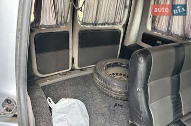 Вантажопасажирський фургон Volkswagen Caddy 2006 в 