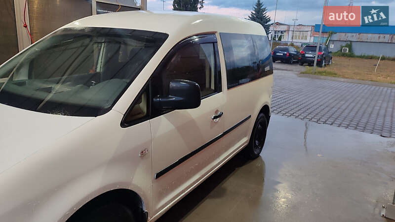 Мінівен Volkswagen Caddy 2006 в Боярці
