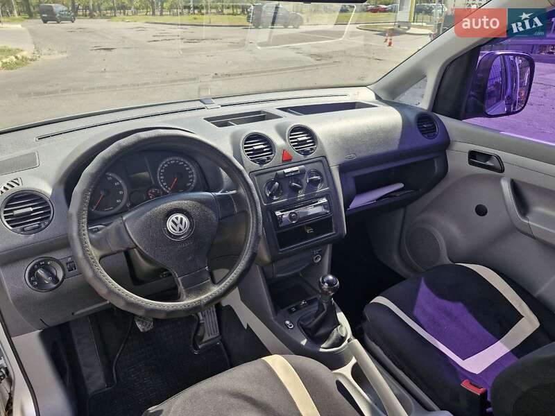 Минивэн Volkswagen Caddy 2008 в Николаеве