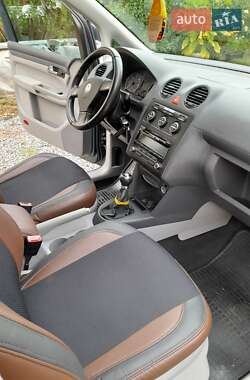 Минивэн Volkswagen Caddy 2009 в 