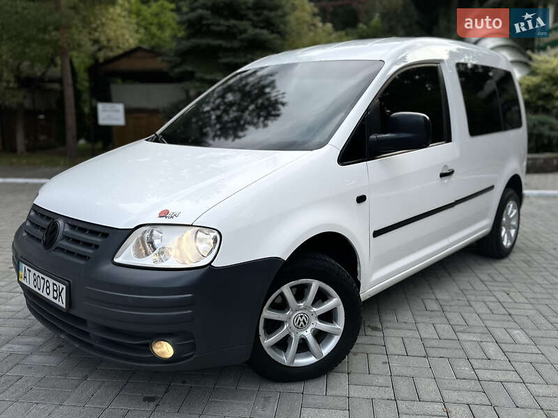 Минивэн Volkswagen Caddy 2008 в Дрогобыче