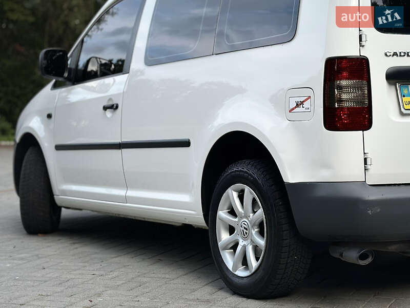 Минивэн Volkswagen Caddy 2008 в Дрогобыче