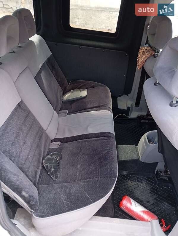 Минивэн Volkswagen Caddy 2005 в Николаеве