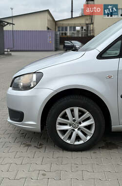 Минивэн Volkswagen Caddy 2011 в 