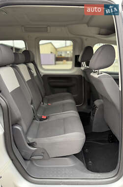 Минивэн Volkswagen Caddy 2011 в 