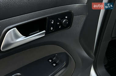 Минивэн Volkswagen Caddy 2012 в 