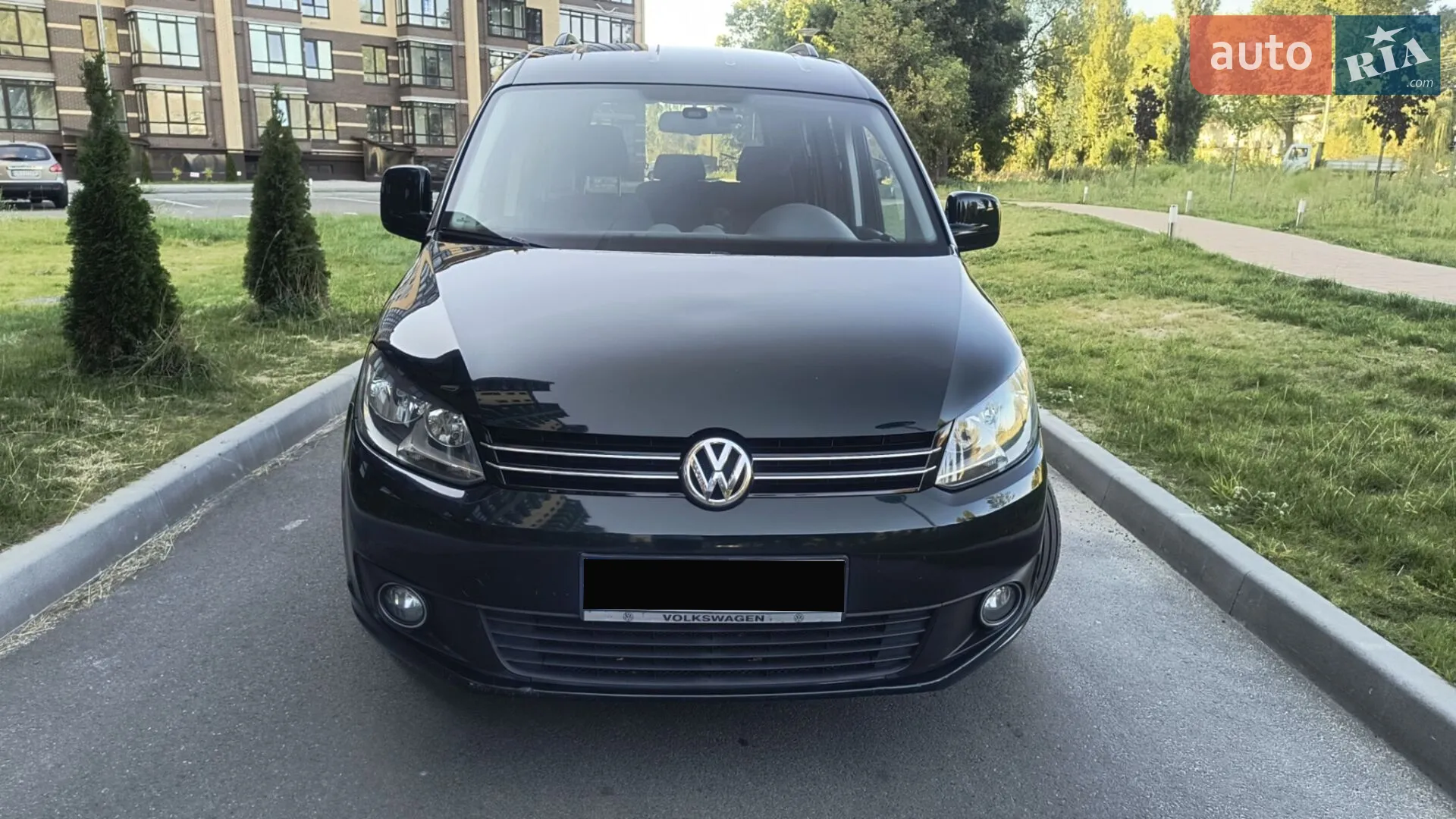 2011 Volkswagen Caddy - фото 1