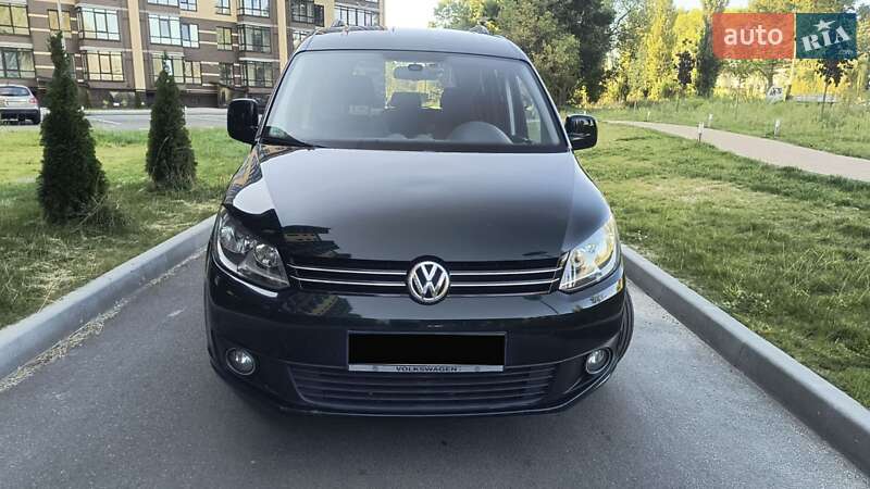 Volkswagen Caddy 2011