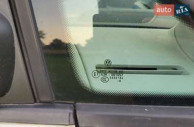 Минивэн Volkswagen Caddy 2009 в 