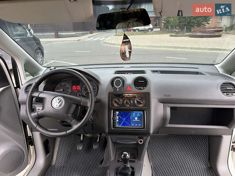 Мінівен Volkswagen Caddy 2005 в Черкасах