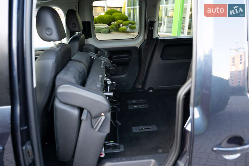 Минивэн Volkswagen Caddy 2016 в Луцке