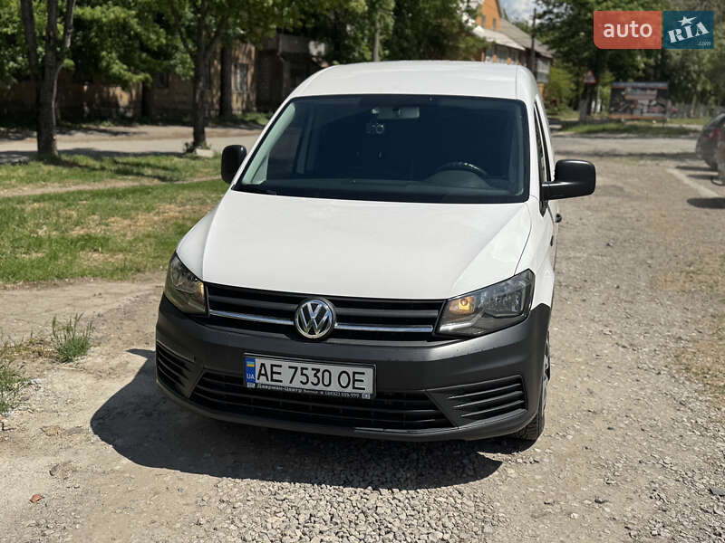 Грузовой фургон Volkswagen Caddy 2016 в Кривом Роге