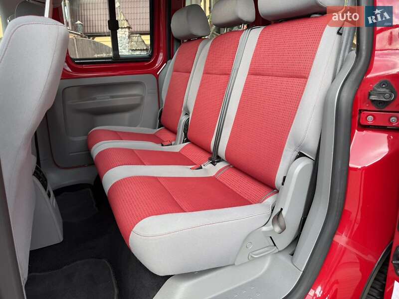 Мінівен Volkswagen Caddy 2009 в Хмельницькому