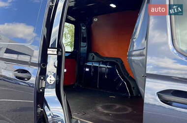 Грузовой фургон Volkswagen Caddy 2021 в 